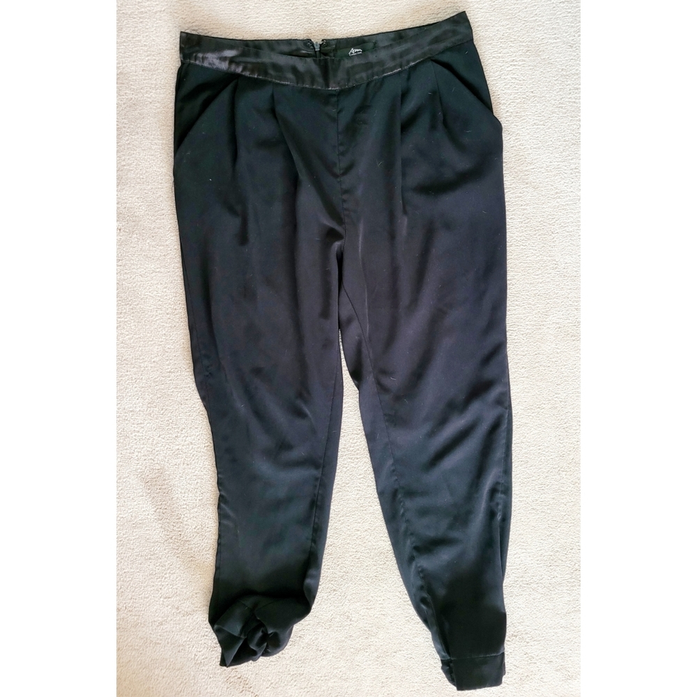 Flowy silky satin aladin pants 6